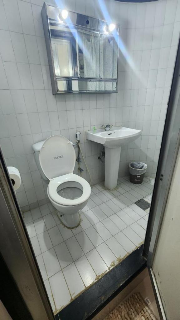 מוסקט Qurum Beach Hotel מראה חיצוני תמונה