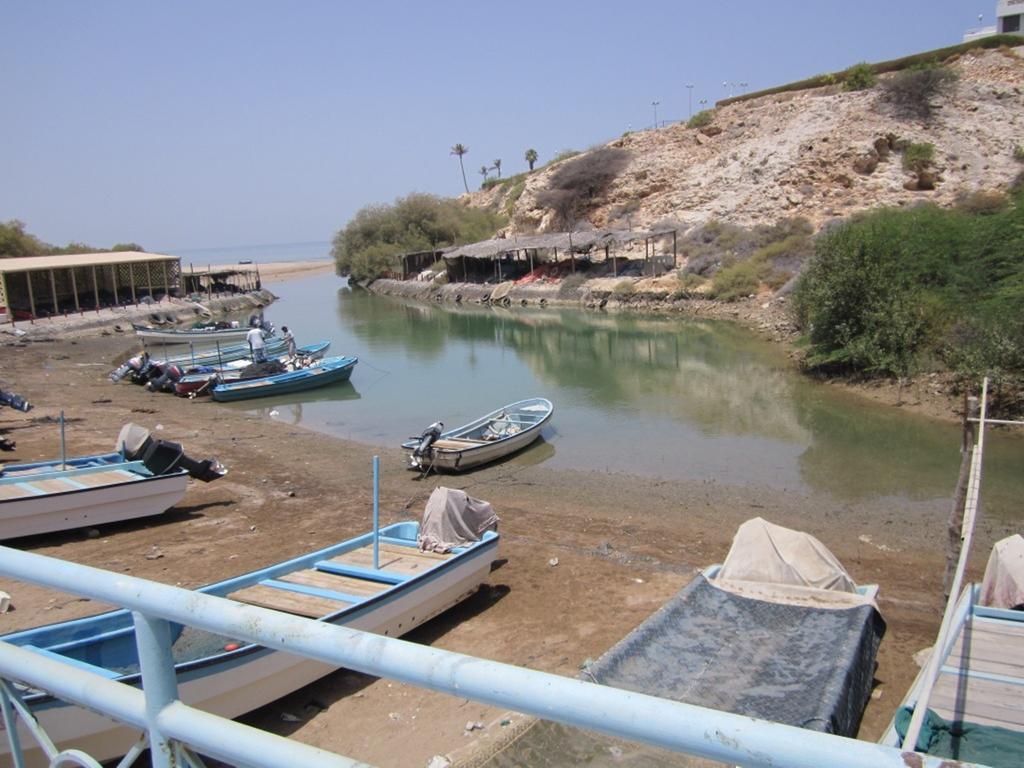 מוסקט Qurum Beach Hotel מראה חיצוני תמונה