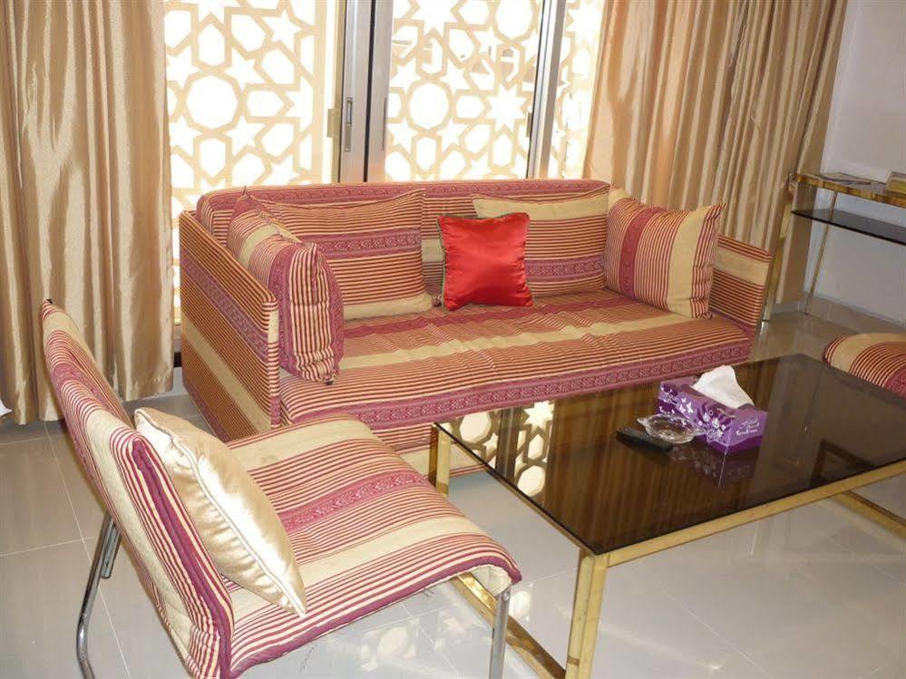 מוסקט Qurum Beach Hotel מראה חיצוני תמונה